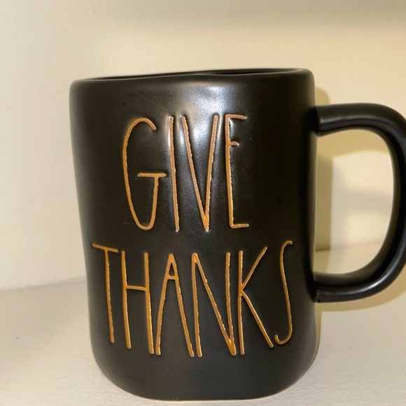 Rae Dunn Give Thanks Mug - Picture 1 of 1